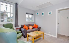 Pass The Keys Lovely 2-Bed Apartment Colyton Near Jurassic Coast