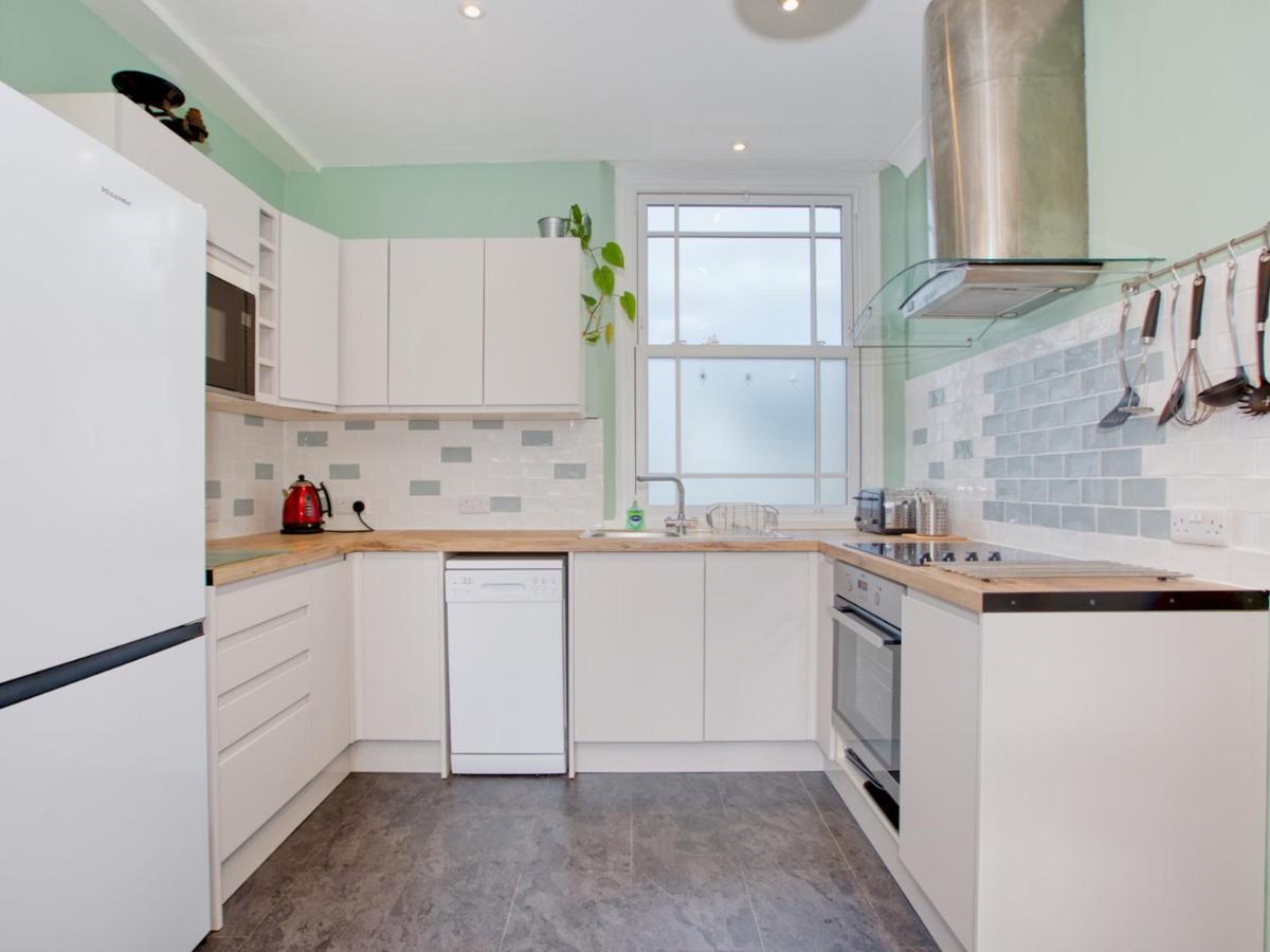 Pass The Keys Lovely 2-Bed Apartment Colyton Near Jurassic Coast Exterior photo
