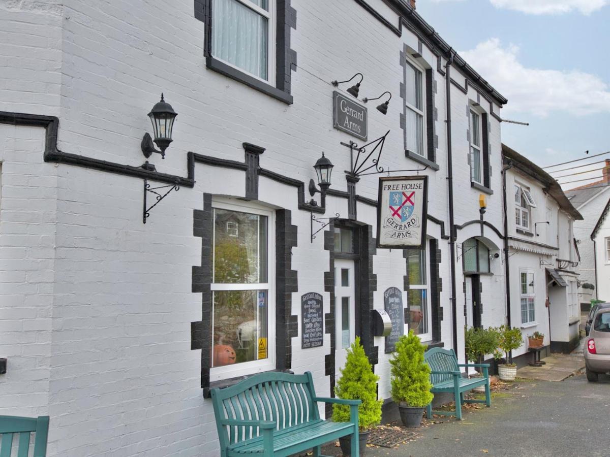 Pass The Keys Lovely 2-Bed Apartment Colyton Near Jurassic Coast Exterior photo
