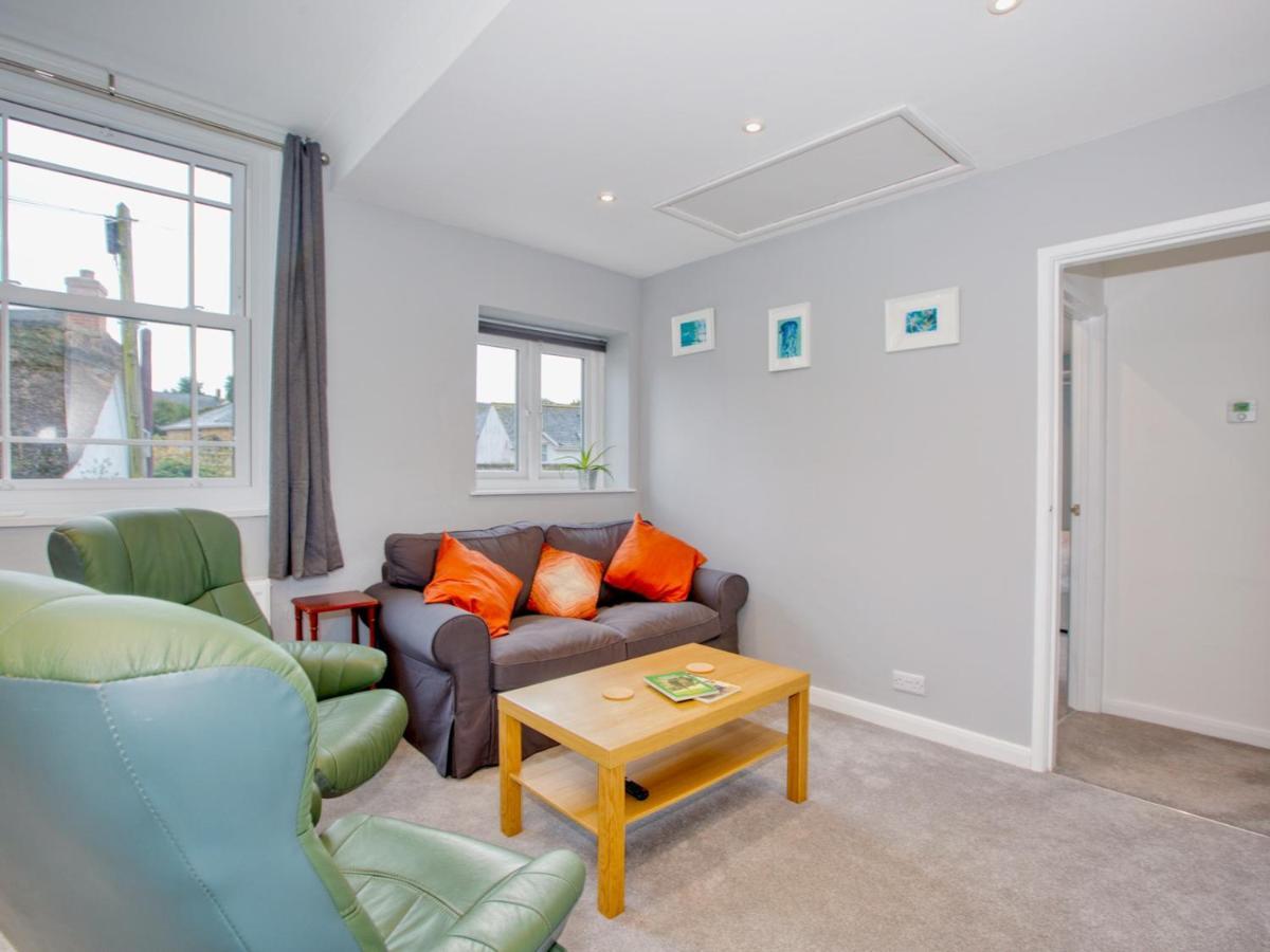 Pass The Keys Lovely 2-Bed Apartment Colyton Near Jurassic Coast Exterior photo