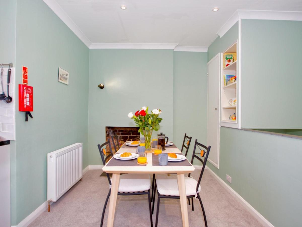 Pass The Keys Lovely 2-Bed Apartment Colyton Near Jurassic Coast Exterior photo